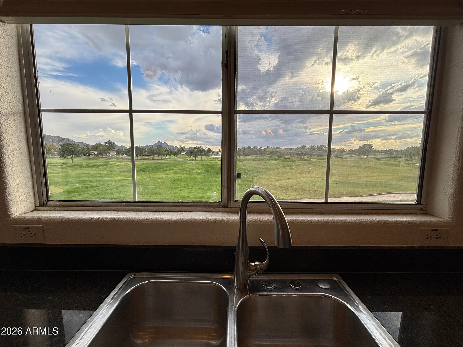 3 bed, 3.0 bath, 1413 sqft, $2,850 — Photo 4