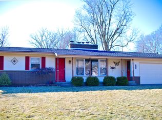 8297 Thornwood Dr, Jenison, MI 49428