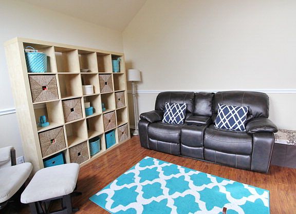 4th image of 4102 Blue Jay Dr
