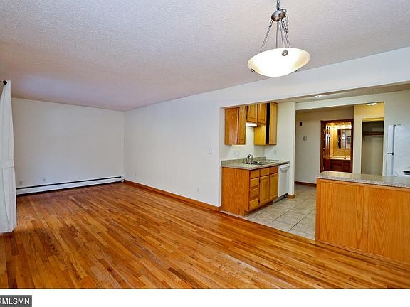 5th image of 391 Grand Ave APT 207