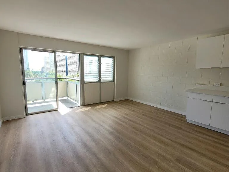 509 University Ave #602 — Photo 4