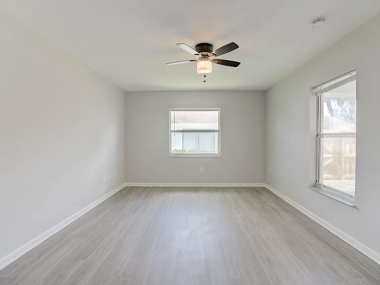9244 Roan Ln #B — Photo 18