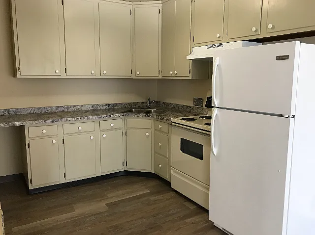 Harper Apartments — Photo 3