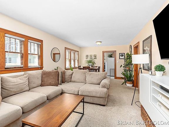 2nd image of 2113 Duiker Ave NE