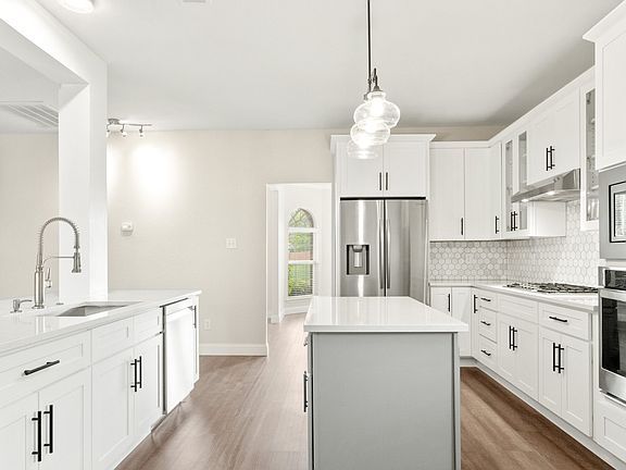 4th image of 116 Glen Ridge Dr