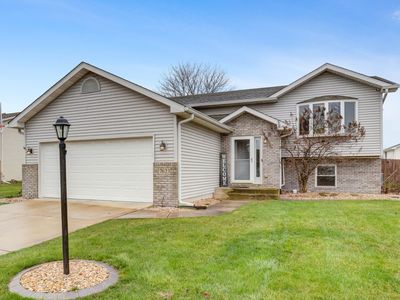 7623 Eider Ave, Hobart, IN, 46342