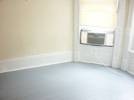 4th image of 1224 Marengo St APT G