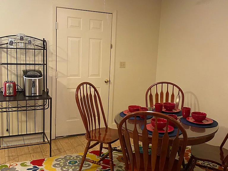 114 Michael Dr #114 — Photo 4