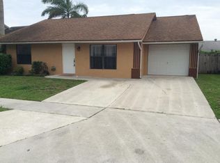 5802 Ithaca Cir E, Lake Worth, FL 33463