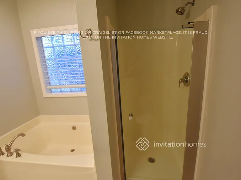 2367 Eagle Glen Ct — Photo 11