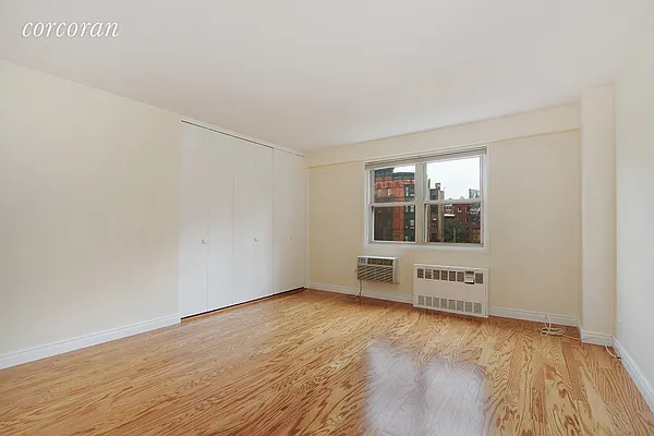 Rented by Corcoran | media 32