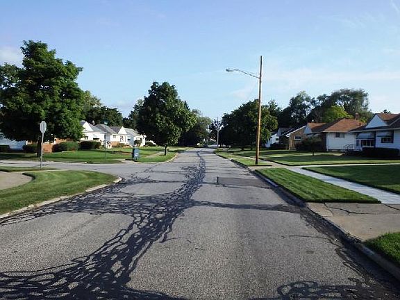 4th image of 7605 Ann Arbor Dr