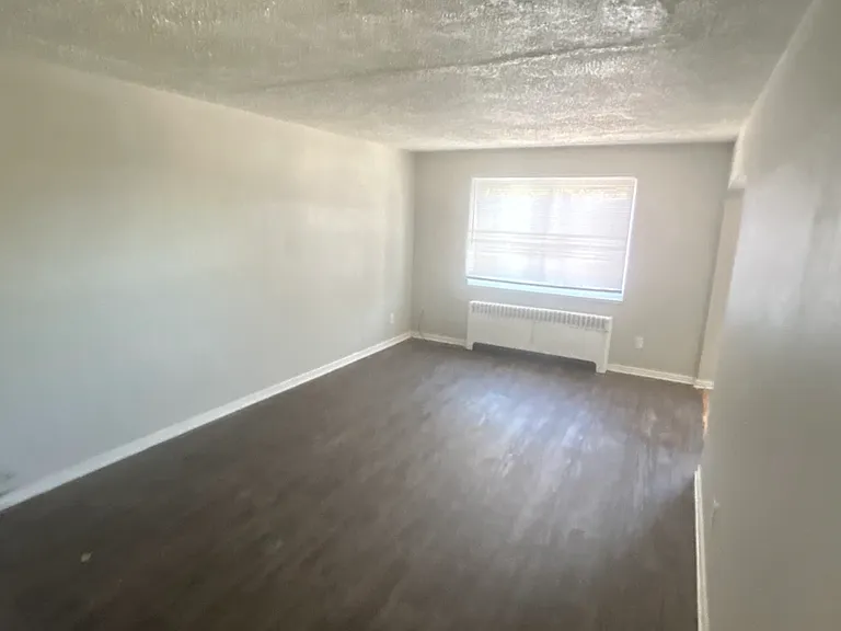 907 Wheatley Ave #2 — Photo 3