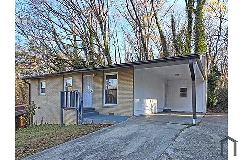 2332 Baywood Dr SE Photo 1