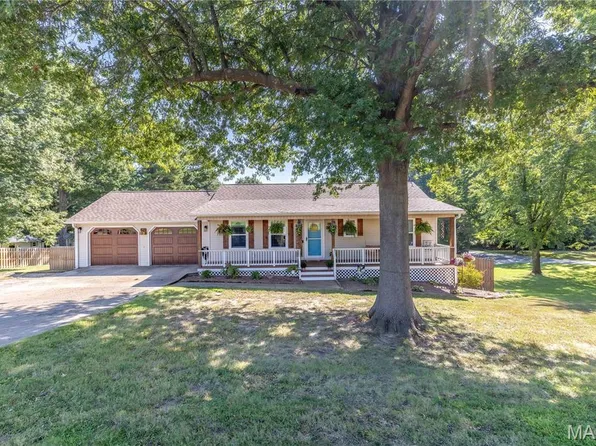 825 Albert St, Dexter, MO 63841