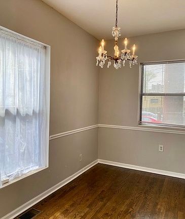 5th image of 1555 W Rosemont Ave #1