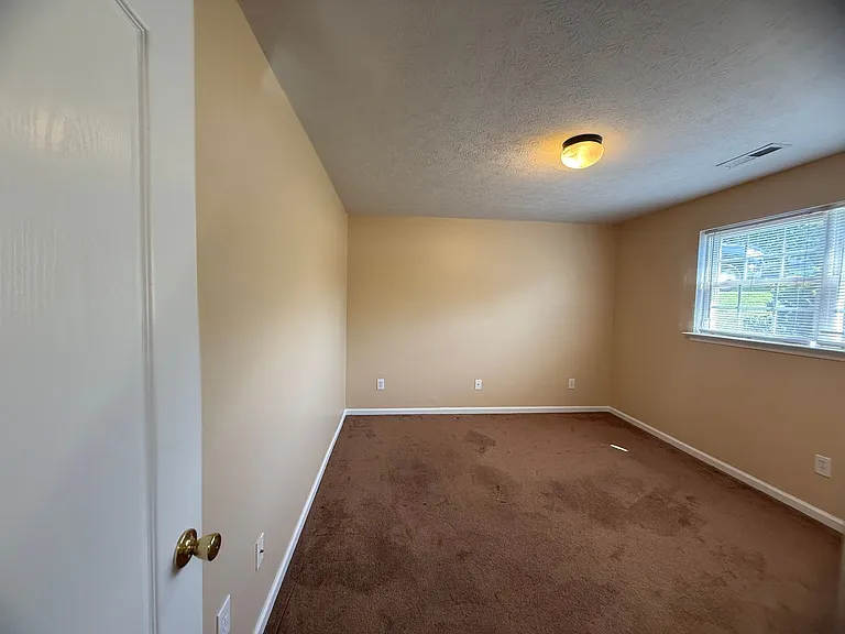 108 Judd Ct — Photo 13