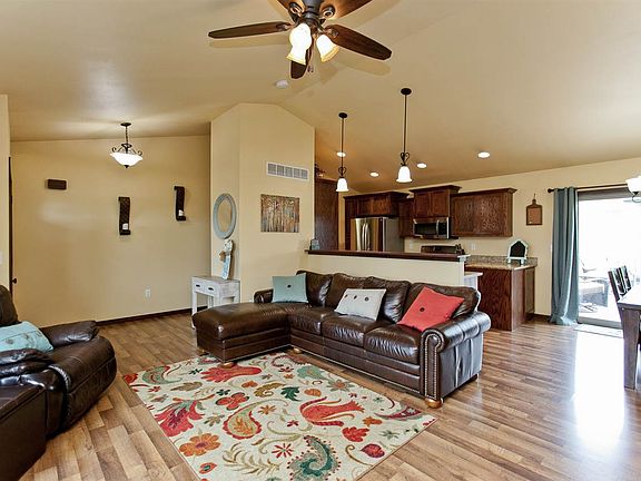 4th image of 1650 Cedar Springs Ct