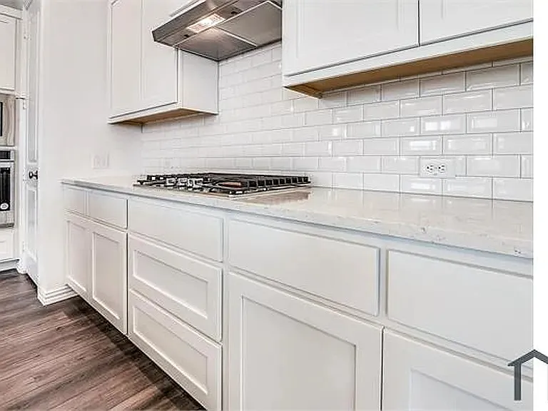 7557 Regal Ln — Photo 7