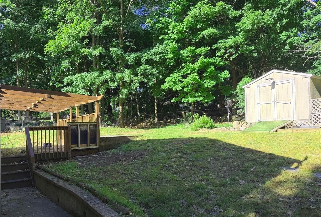 484 Essex St, Weymouth, MA - View 3