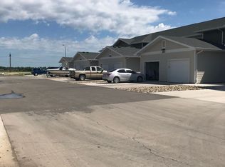 1876 17th Ave N #28, Wahpeton, ND 58075