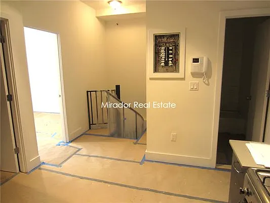 Rented by Mirador Real Estate | media 10