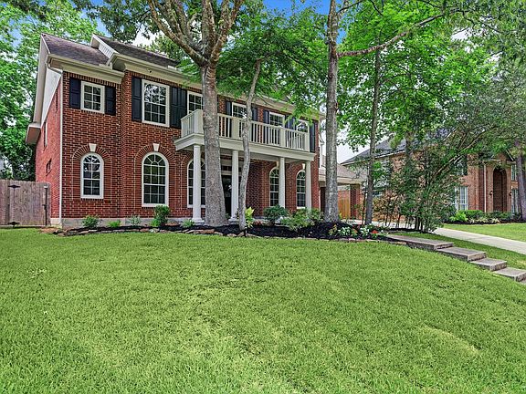 3rd image of 6403 Sevenleaf Ln
