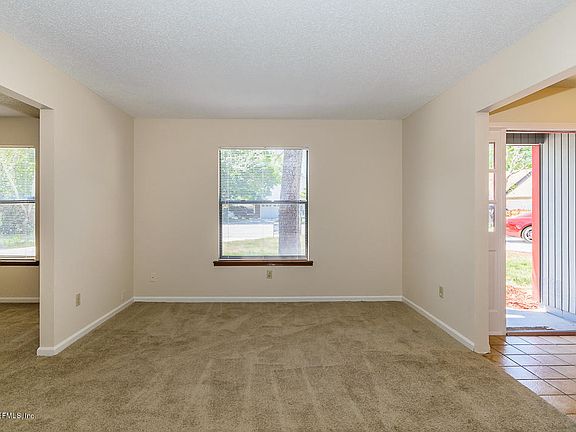 4th image of 5537 Autumnbrook Ct