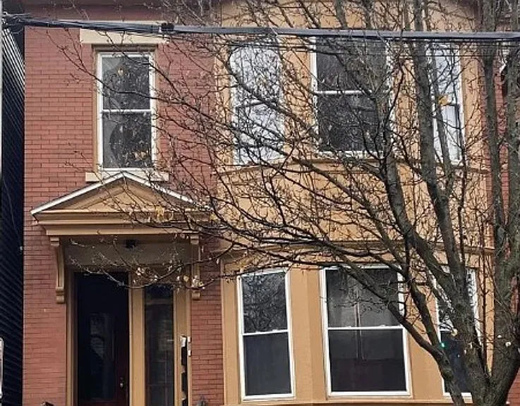 210 Myrtle Ave — Photo 1