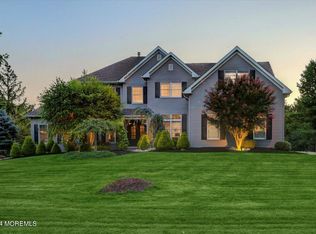 570 Turtle Hollow Dr, Freehold, NJ 07728