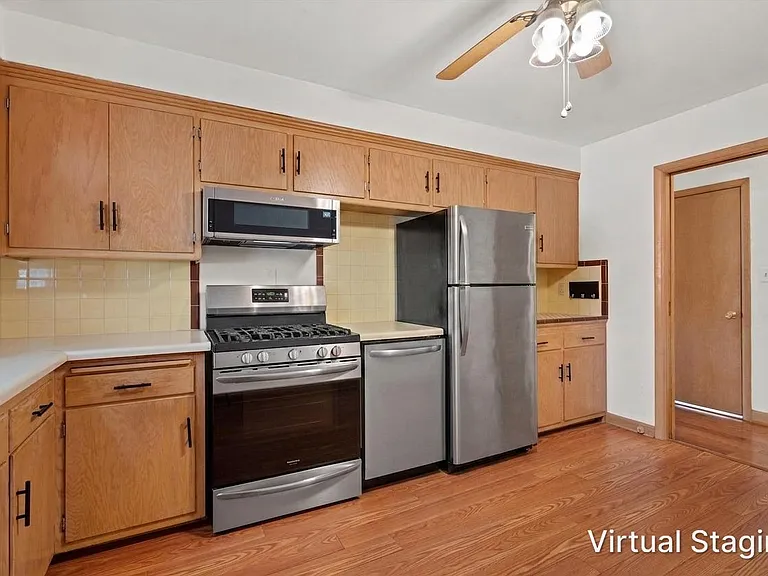 8748 Parkview Ct #8748 — Photo 4