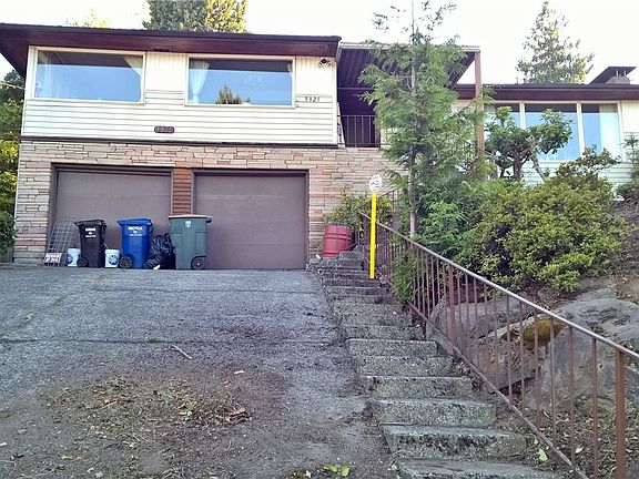 3rd image of 9925 Rainier Ave S