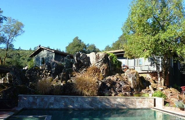 1st image of 618 Josephine Dr