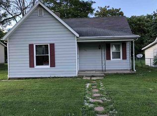 525 E Spaulding St, Riverton, IL 62561