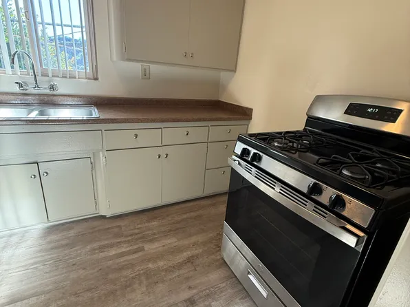 Village Glen Apartments, 622 S Pasadena Ave #A896e144a, Glendora, CA 91740