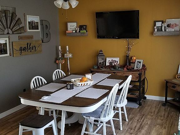 Dining area or
Living room