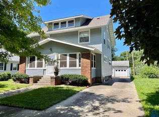 424 Geneseo St, Storm Lake, IA 50588