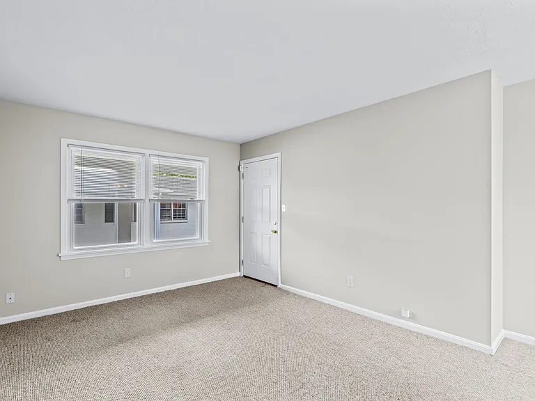 1719 Tempest Way — Photo 11