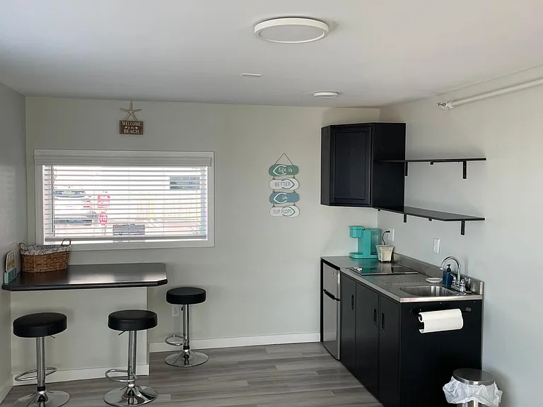 449 Ocean Blvd #101 — Photo 10