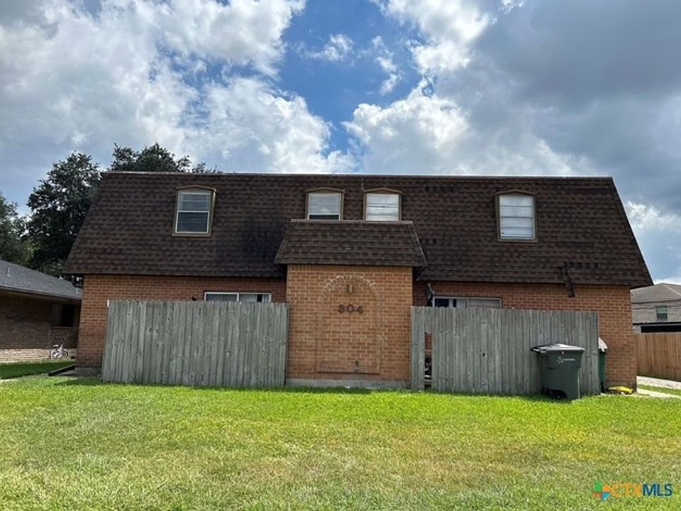 1st image of 304C Palmwood Dr