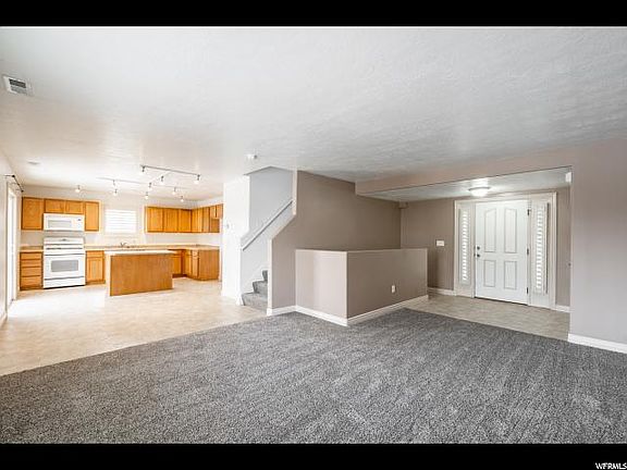 4th image of 13 N Archmore St