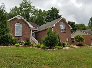 1051 Burnham Dr S, Hendersonville, TN 37075