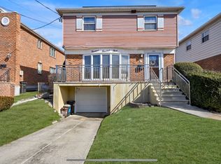 14-03 209th St, Flushing, NY 11360