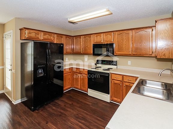 4th image of 10001 Houston Birch Dr