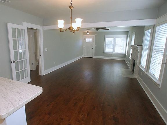 5th image of 634 Louden Ave