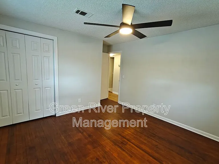 2138 W 17th St — Photo 27