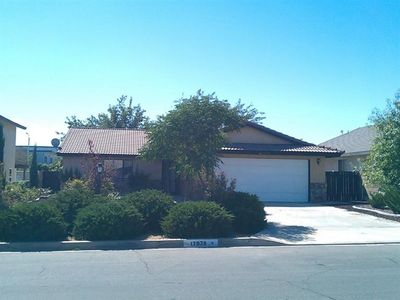 17979 Sunburst Rd, Victorville, CA, 92395