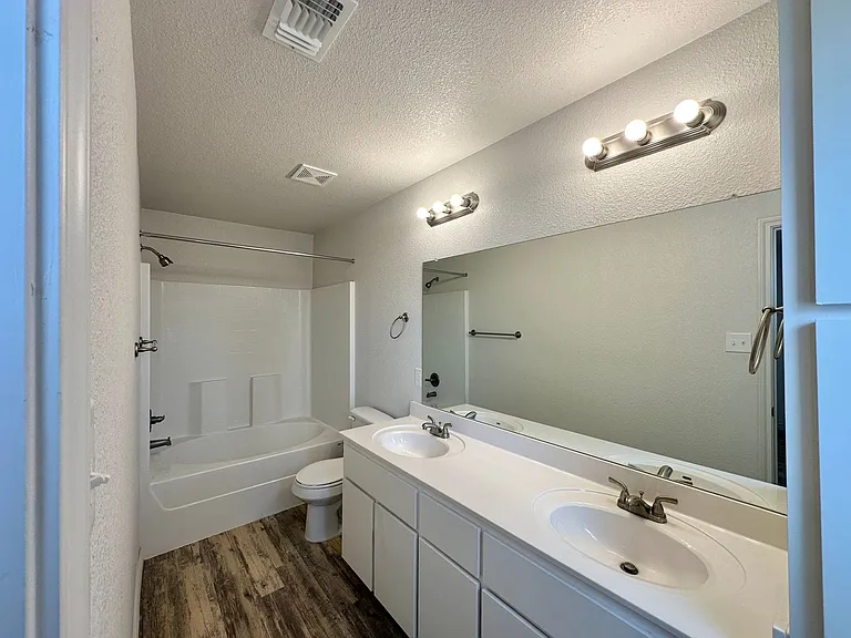 1801 Clovis Dr — Photo 22
