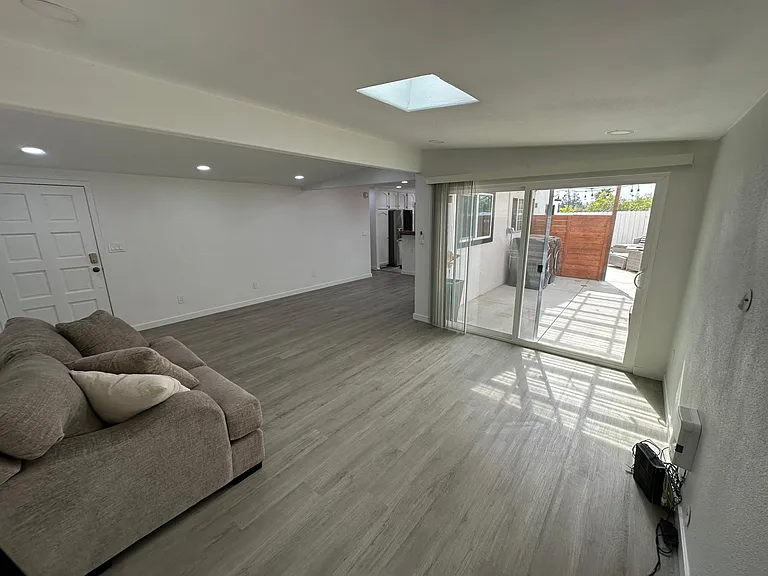 4503 Limerick Way — Photo 3