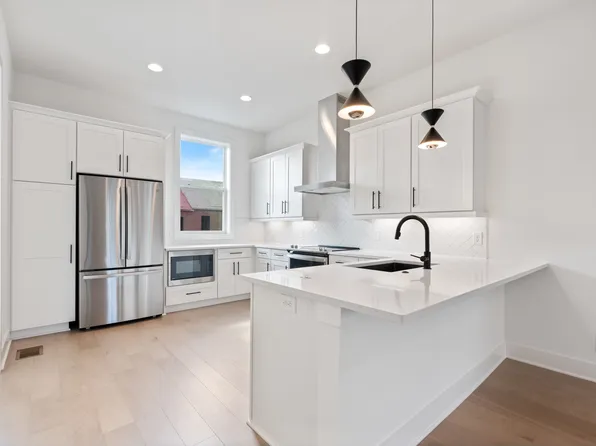 2204 Old Matthews Rd, Nashville, TN 37207